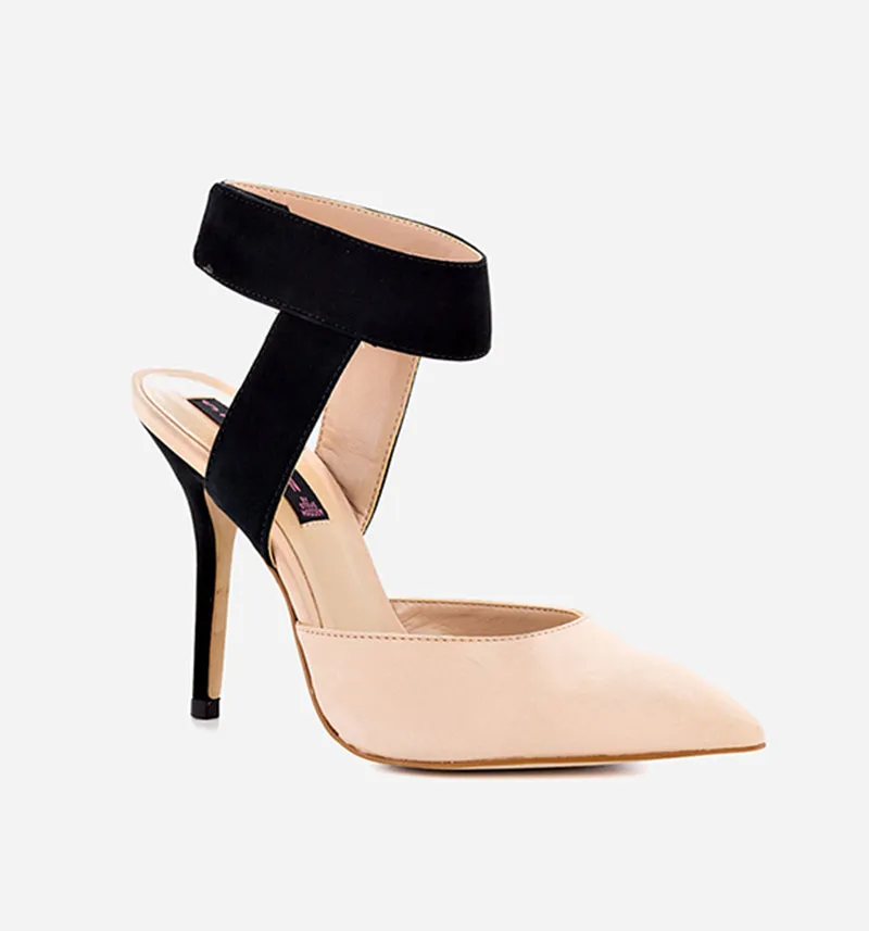 Ladies shoes