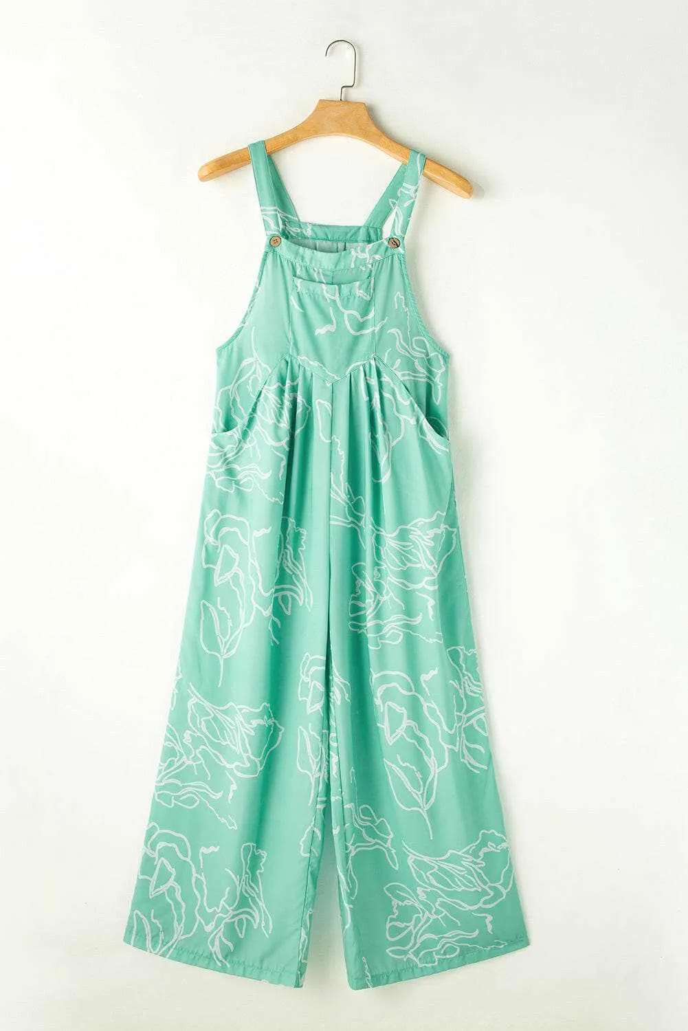 Stylish wide-leg jumpsuit with pockets